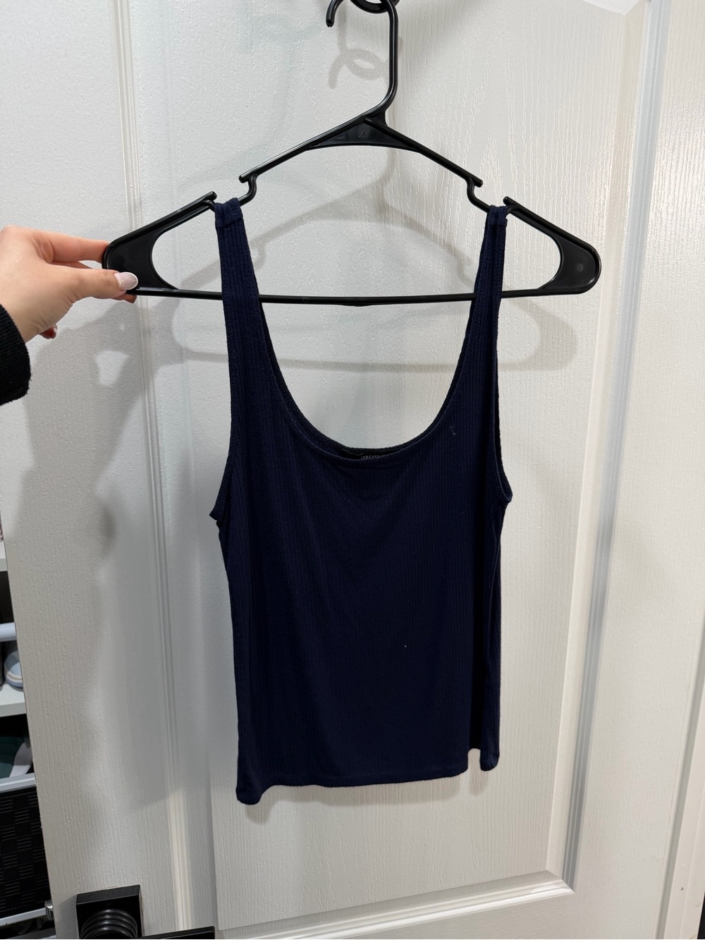 Forever 21 Navy Ribbed Scoop Tank